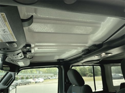 Used 2022 Jeep Wrangler Unlimited Rubicon 4xe w/ Cold Weather Group image 27