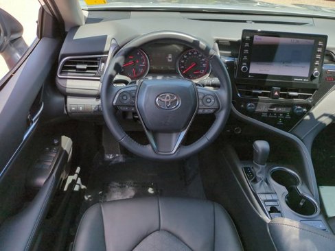 Used 2024 Toyota Camry XSE image 14
