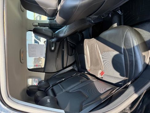 Used 2018 Jeep Compass Limited w/ Navigation Group image 11