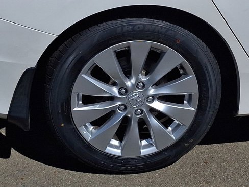 Used 2014 Honda Accord EX-L image 30