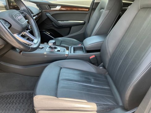 Used 2020 Audi Q5 2.0T Premium image 17