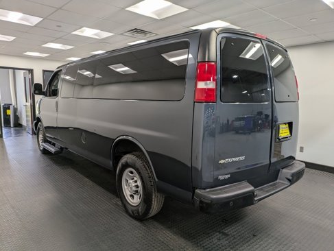 Used 2019 Chevrolet Express 3500 LS image 6
