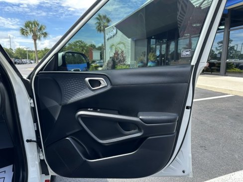 Used 2021 Kia Soul GT-Line image 37