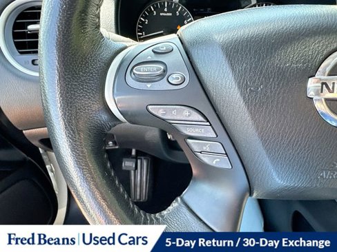 Used 2019 Nissan Pathfinder Platinum image 39
