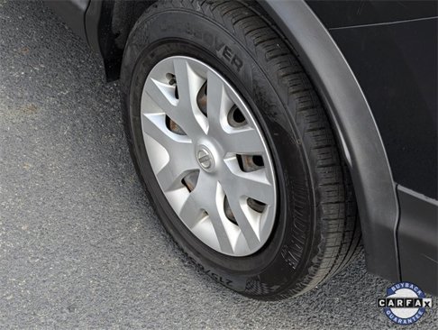 Used 2019 Nissan Rogue Sport S image 10