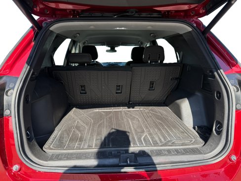 Used 2020 Chevrolet Equinox LT w/ Driver Convenience Package image 17