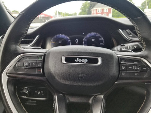 Certified 2022 Jeep Grand Cherokee Altitude image 25