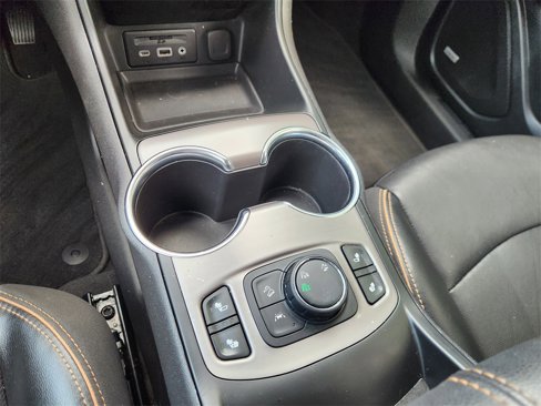 Used 2022 GMC Terrain AT4 w/ Infotainment Package II image 18