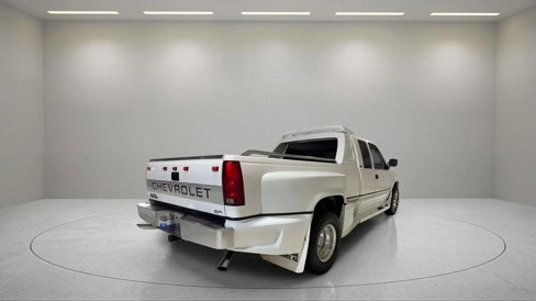 Used 1990 Chevrolet Silverado 3500 4x4 Extended Cab image 3