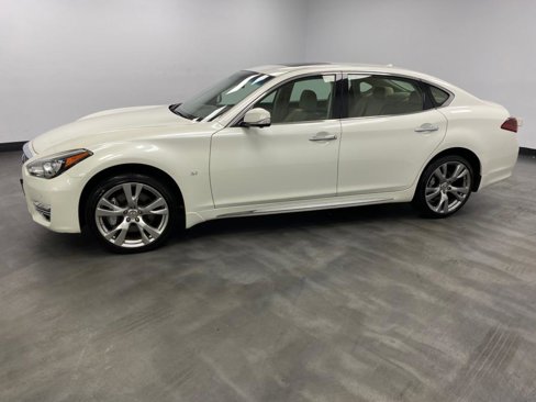 Used 2016 INFINITI Q70 L 3.7 image 3