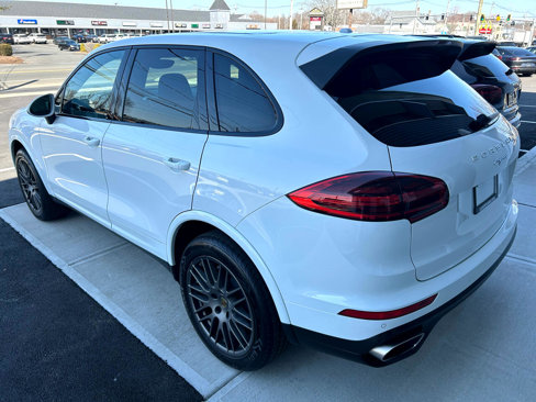 Used 2017 Porsche Cayenne Platinum Edition image 15