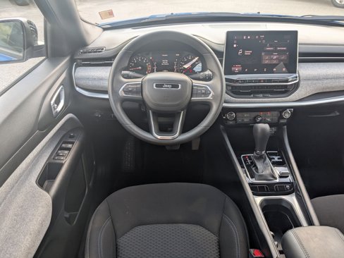 Used 2024 Jeep Compass Sport image 25