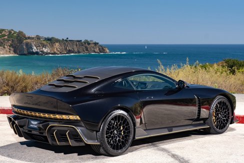 Used 2024 Aston Martin Valour image 58