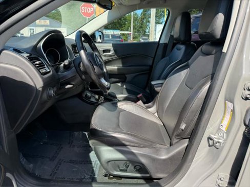 Certified 2021 Jeep Compass Limited image 11