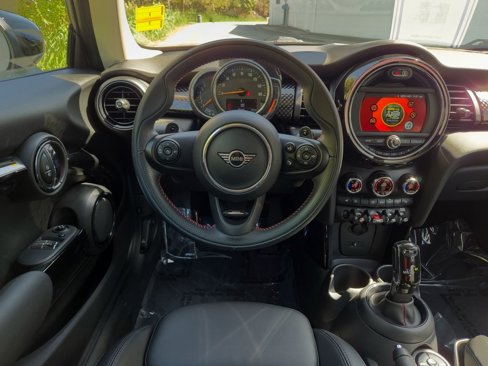 Used 2020 MINI Cooper S image 23