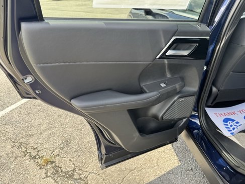 New 2025 Mitsubishi Outlander SE image 31