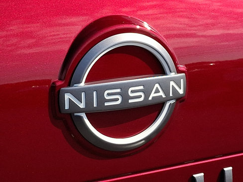 Used 2024 Nissan Rogue SV w/ SV Premium Package image 28