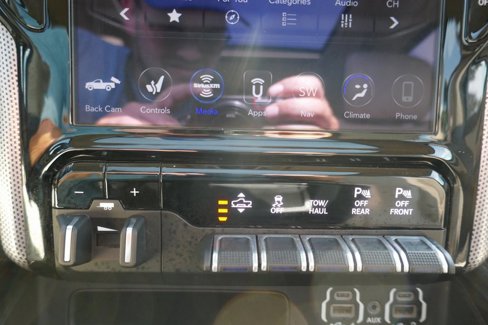 Used 2020 RAM 1500 Limited image 30