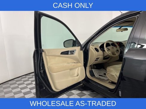 Used 2014 Nissan Pathfinder S image 14
