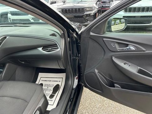 Used 2024 Chevrolet Malibu LT image 29