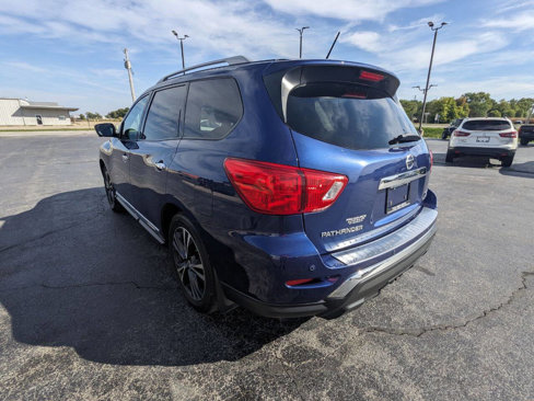 Used 2018 Nissan Pathfinder Platinum w/ Cargo Package image 6