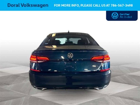 Certified 2021 Volkswagen Passat 2.0T R-Line image 7