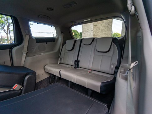 Used 2019 Kia Sedona EX image 32