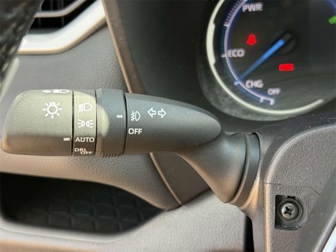 Used 2021 Toyota RAV4 XSE image 11