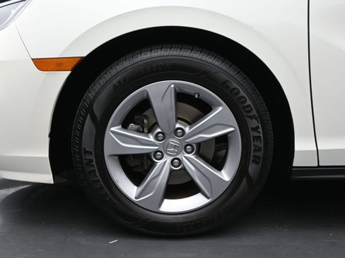 Used 2018 Honda Odyssey EX-L image 22