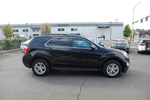 Used 2017 Chevrolet Equinox LT image 6