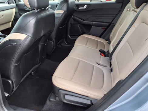 Used 2022 Ford Escape SEL w/ Technology Package image 8