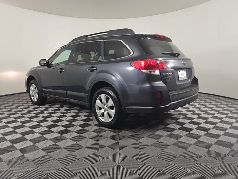Used 2011 Subaru Outback 2.5i Premium w/ All-Weather Pkg image 3