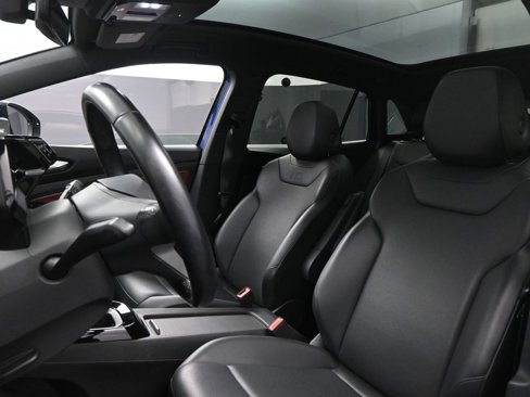 Used 2022 Volkswagen ID.4 Pro S w/ Gradient Package image 22