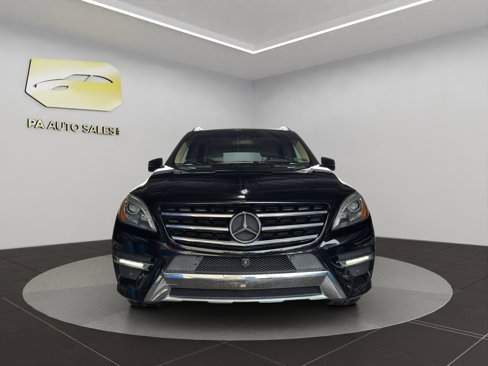 Used 2014 Mercedes-Benz ML 550 4MATIC image 2