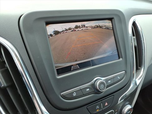 Used 2023 Chevrolet Equinox LS w/ Driver Confidence II Package image 13