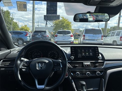 Used 2020 Honda Accord Sport image 11