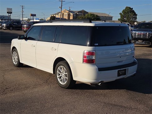Used 2016 Ford Flex SE image 3