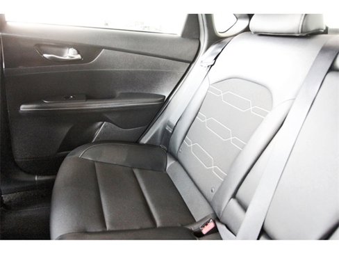 Used 2024 Kia Forte GT-Line image 12