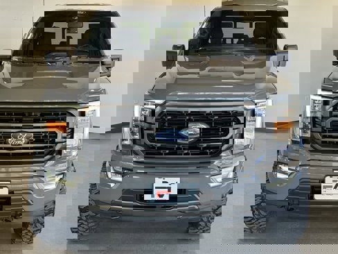 Used 2021 Ford F150 XLT image 2