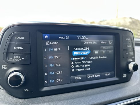Used 2019 Hyundai Santa Fe SEL image 18