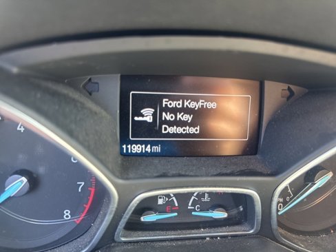 Used 2017 Ford Escape Titanium w/ Equipment Group 301A image 23