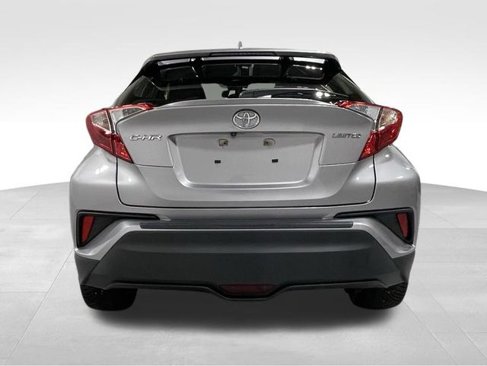 Used 2019 Toyota C-HR Limited image 9