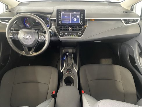 Used 2021 Toyota Corolla LE image 7