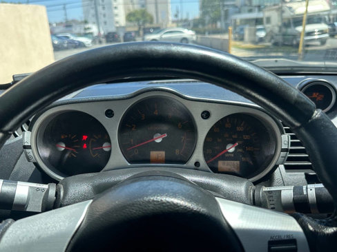 Used 2005 Nissan 350Z Touring image 19