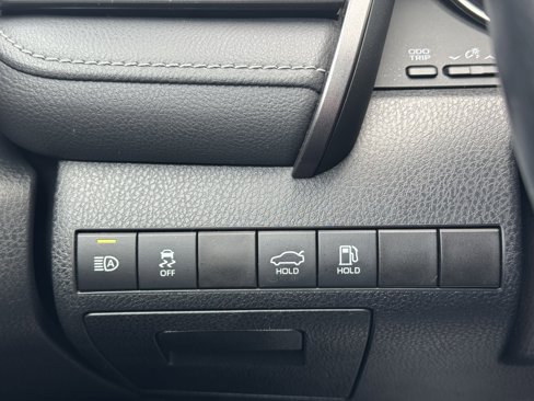 Used 2021 Toyota Camry SE image 25