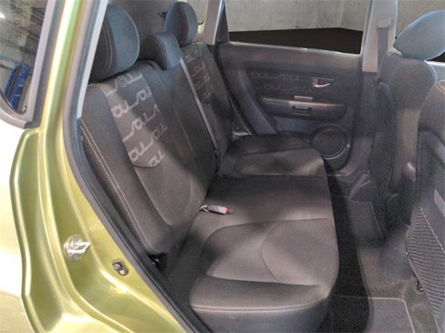 Used 2013 Kia Soul + w/ Audio Pkg image 32