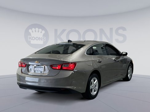 Used 2023 Chevrolet Malibu LS image 16