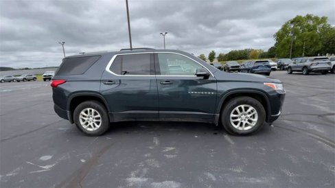 Used 2018 Chevrolet Traverse LT image 9