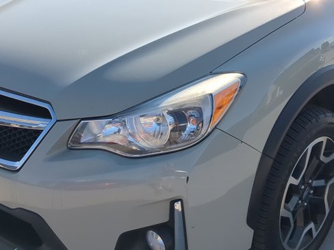 Used 2017 Subaru Crosstrek 2.0i Premium image 10