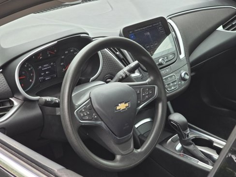 Used 2023 Chevrolet Malibu LT image 17